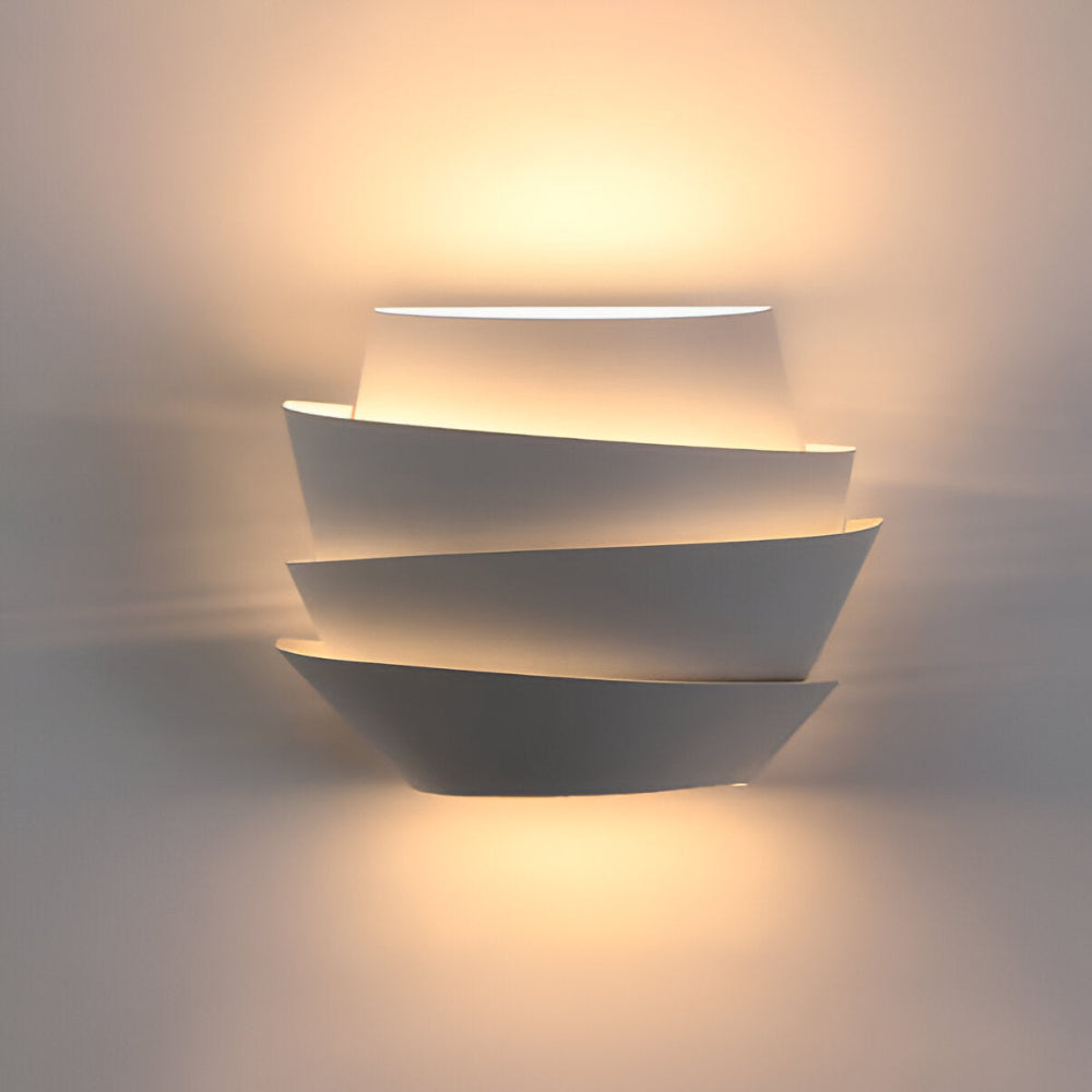 Modern Scandinavian LED Wall Lamp with Layered Design