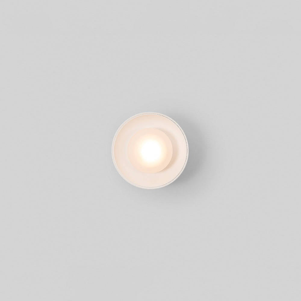 Modern Scandinavian LED Wall Lamp with Circular Design